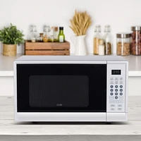 COMMERCIAL CHEF 0.9 Cu Ft Microwave with 10 Power Levels, Push Button and Child Lock, 900 Watt Microwave with Digital Controls, Countertop Microwave with Timer and Quick-Touch Menu, White