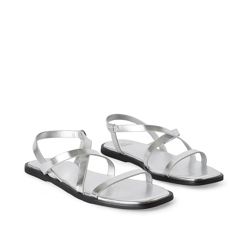 Time and Tru Women's Strappy Sandals, Sizes 6-10