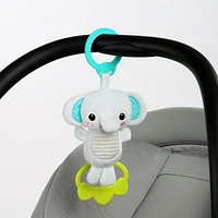 Assortiment de jouets en peluches Tug Tunes de Bright Starts
