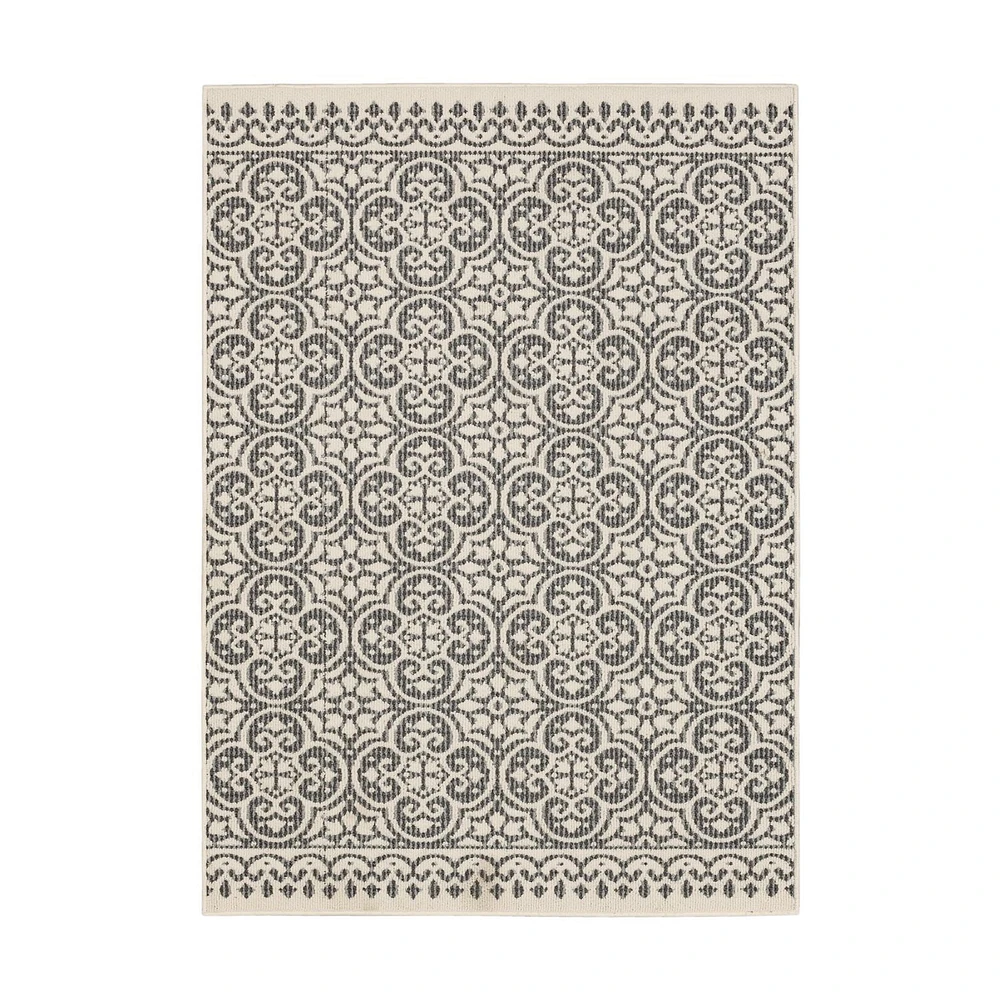 Hometrends Charity Polyester Area Rug