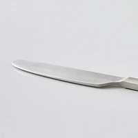 BHG RIVER SATIN DINNER KNIFE, Practical and stylish choice