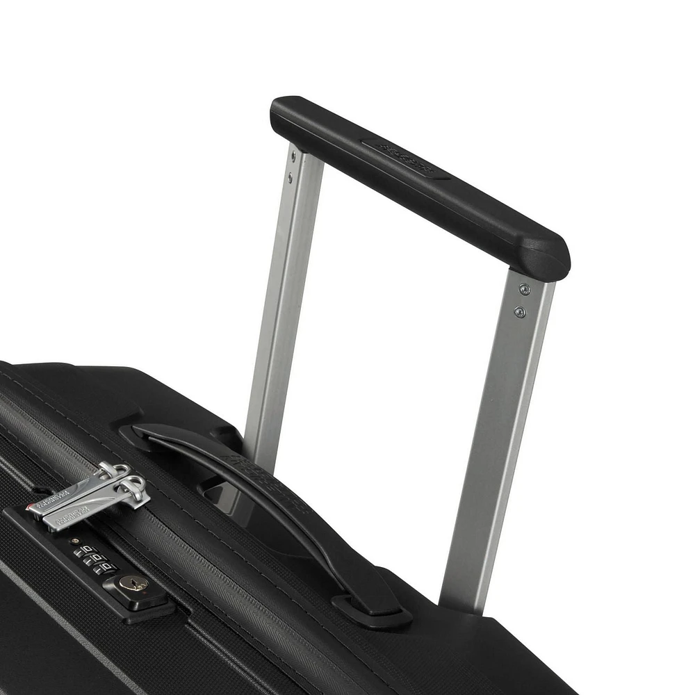 American Tourister Airconic Spinner Luggage