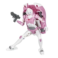 Transformers Toys Studio Series 86-16 Deluxe The Transformers: The Movie Arcee Action Figure - 8 and Up, 4.5-inch