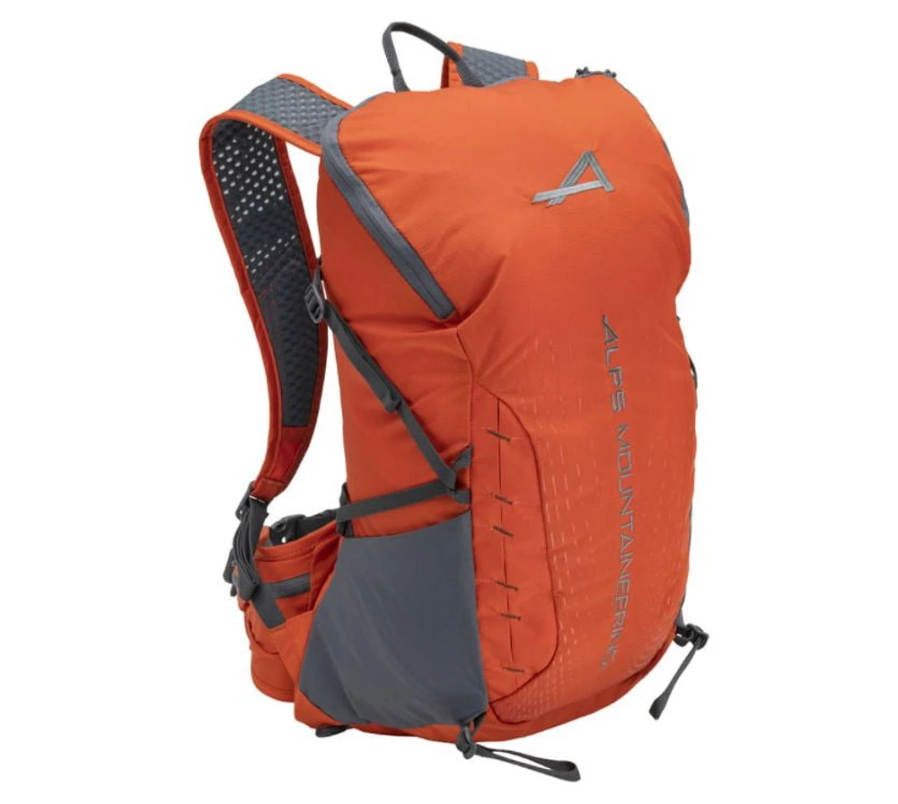 ALPS Mountaineering Canyon 20 - Daypack