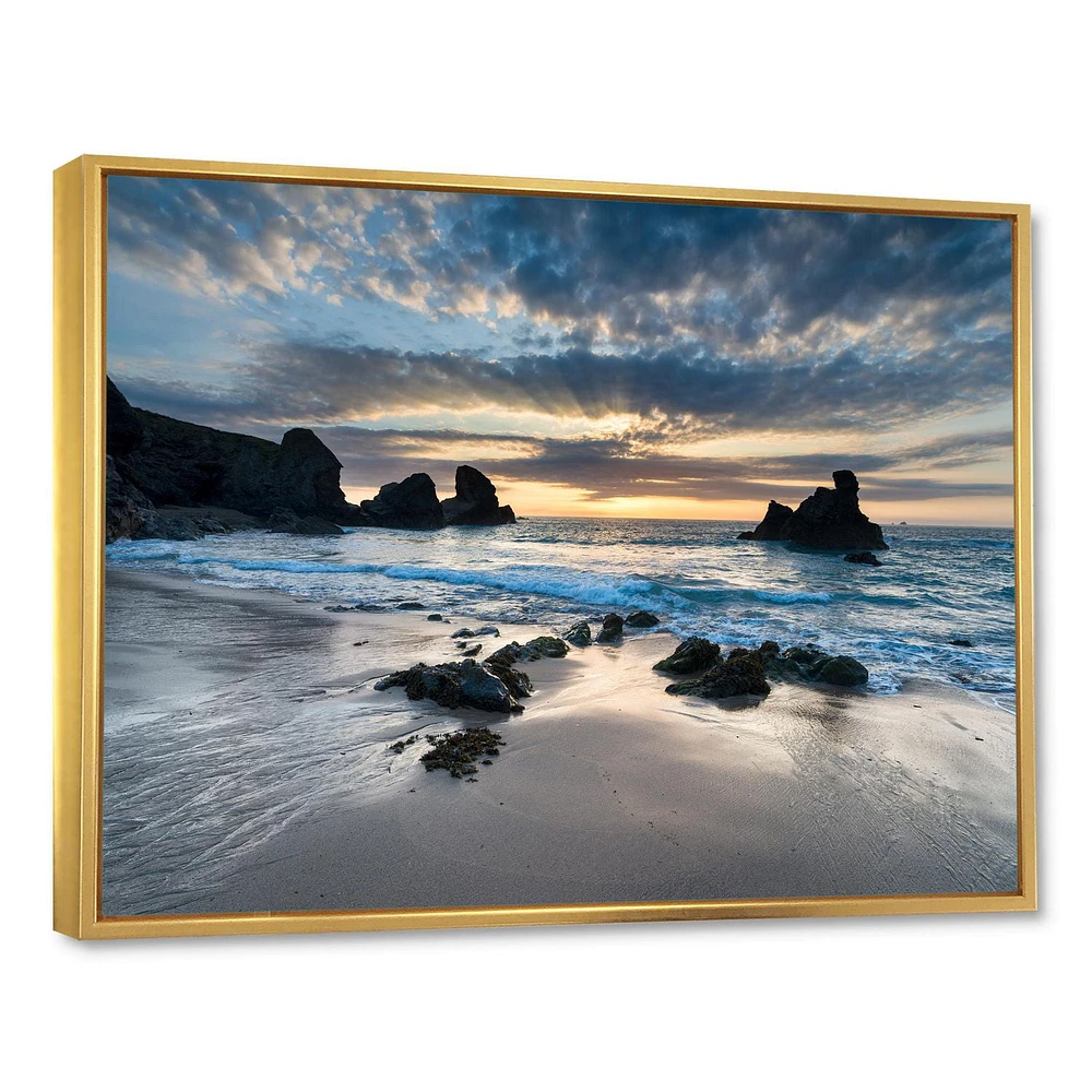 Designart Beautiful Porthcothan Bay FLOAT FRAME WALL ART