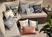 HOMETRENDS Happy Place Toss Cushion