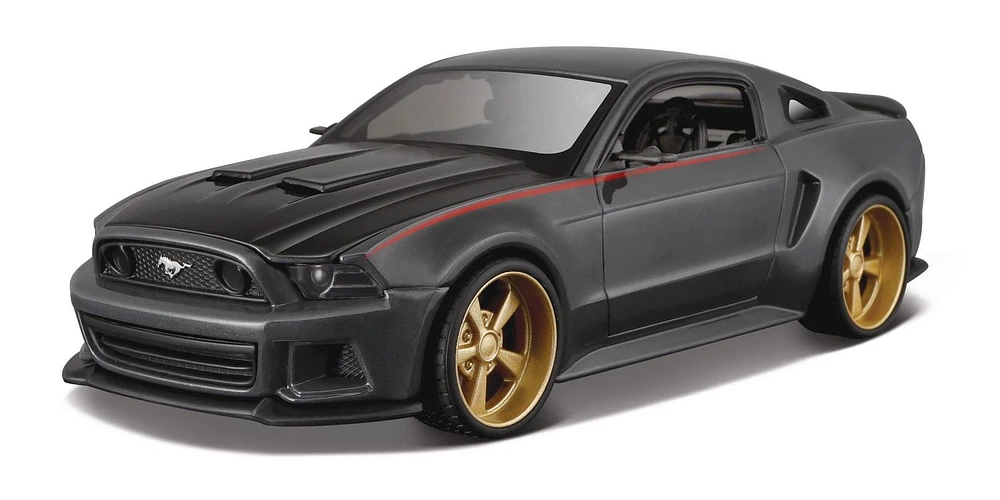 Maisto 2014 Ford Mustang Street Racer Toy Vehicle