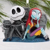 Hallmark Christmas Ornament (Disney Tim Burton's The Nightmare Before Christmas Jack and Sally With Tombstones)