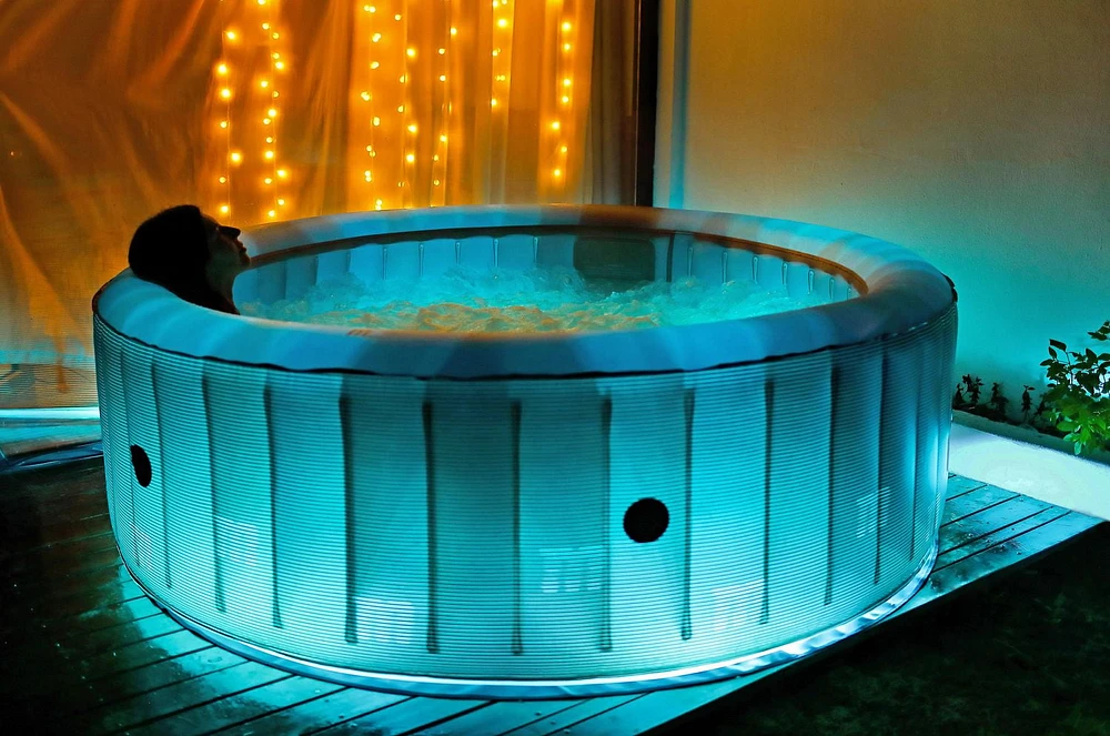 MSPA, COMFORT SERIES, STARRY, Round Hot Tub & Spa, LED, UVC Water Sanitization, 138 Air Bubble Massage System, ONE PIECE, 6 Persons.