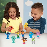 Sesame Street Neighborhood Friends, 10-piece Poseable Figurines, Sesame Street Neighborhood Friends Deluxe Pack