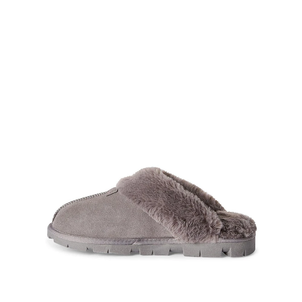 Canadiana Women's Suede Slippers