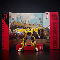 Transformers Studio Series 27 Deluxe Class Transformers Movie 1 Clunker Bumblebee Action Figure