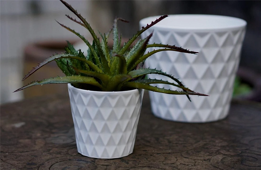 8IN TAPERED GEO POT, Flower pot