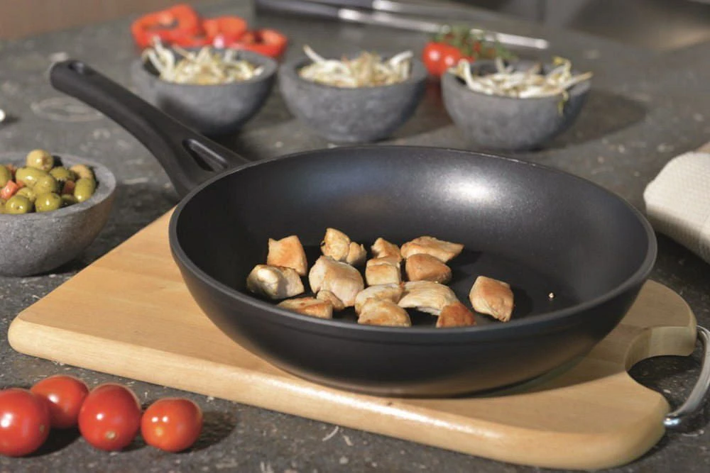 BergHoff Straight 9.5" Fry Pan