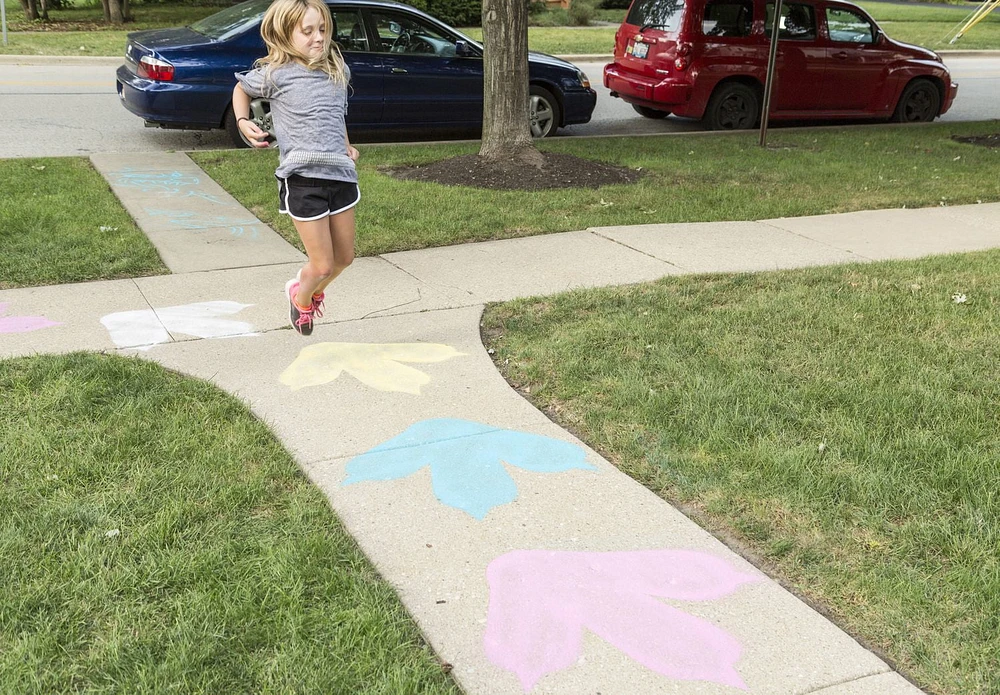 Yard Art™ Spray Chalk Kit