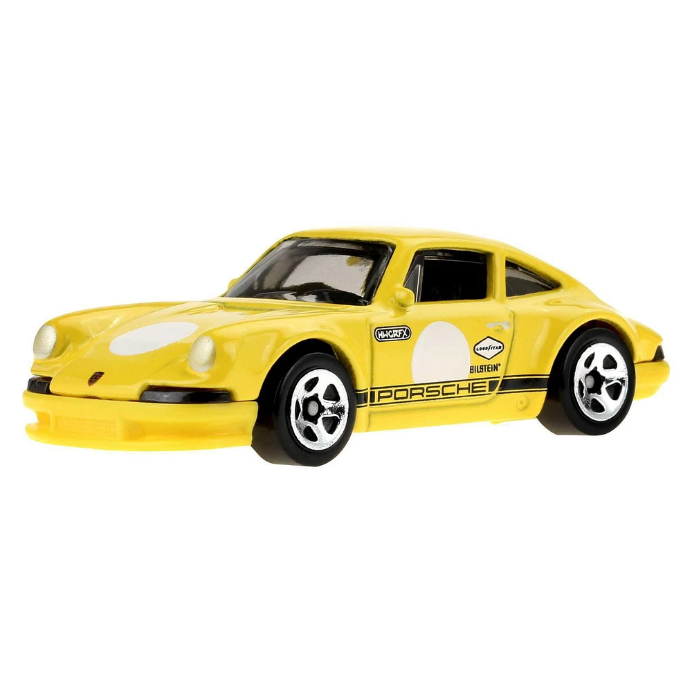 Hot Wheels 1971 Porsche 911 Themed Entertainment Cars from Popular Culture, For Kids & Collectors