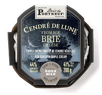 Alexis de Portneuf Cendré de Lune Cheese