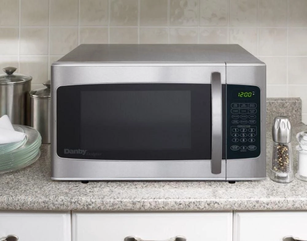 Danby DMW111KSSDD 1.1 cu. ft. Countertop Microwave in Stainless Steel