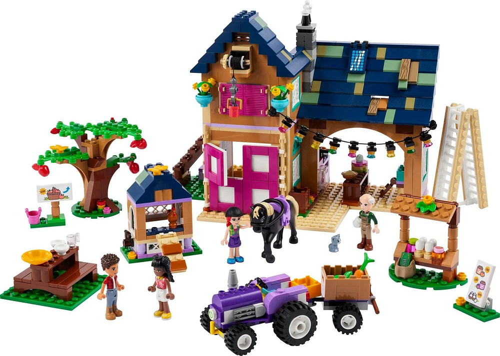 LEGO Friends Organic Farm 41721 Toy Building Kit (826 Pieces), Includes 826 Pieces, Ages 7+