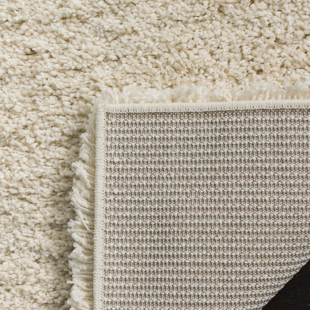 Safavieh California Solid Plush Shag Area Rug