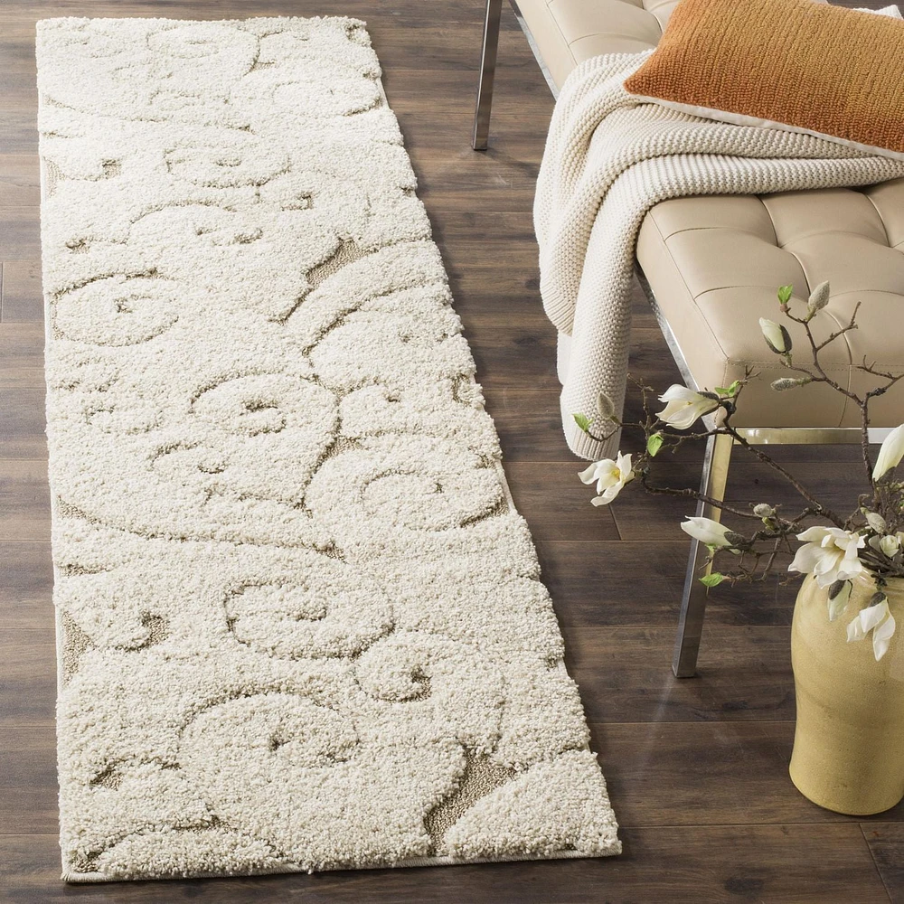 SAFAVIEH Florida Douglas Floral Vines Shag Area Rug