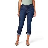 Signature by Levi Strauss & Co.®Women's Mid Rise Capri Jeans