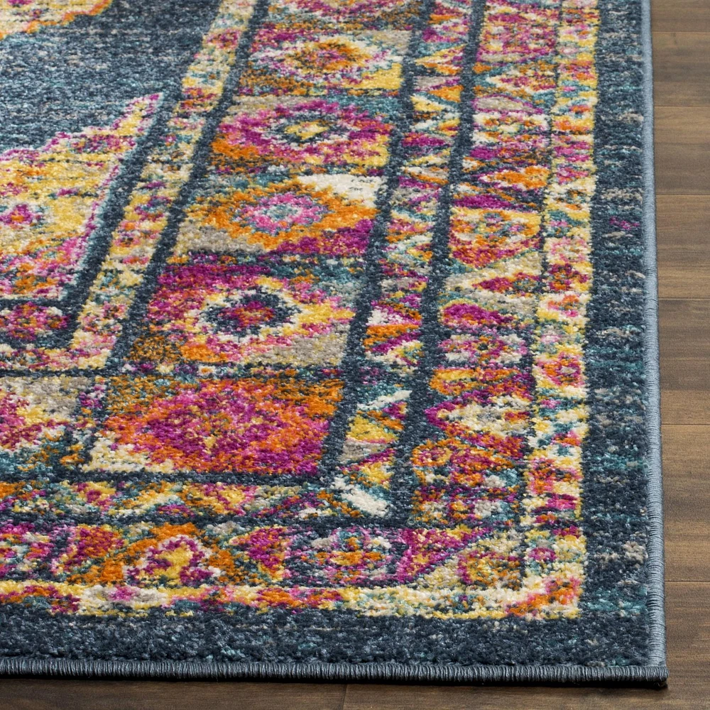 SAFAVIEH Madison Emmet Traditional Area Rug