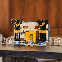 LEGO Indiana Jones Escape from the Lost Tomb 77013 Building Toy, Featuring a Mummy and an Indiana Jones Minifigure from Raiders of the Lost Ark Movie, Gift Idea for Kids 8 Years Old, Includes 600 Pieces, Ages 8+