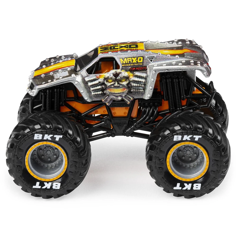 Monster Jam, Official Max D vs. Aftershock Die-Cast Monster Trucks, 1:64 Scale, 2 Pack