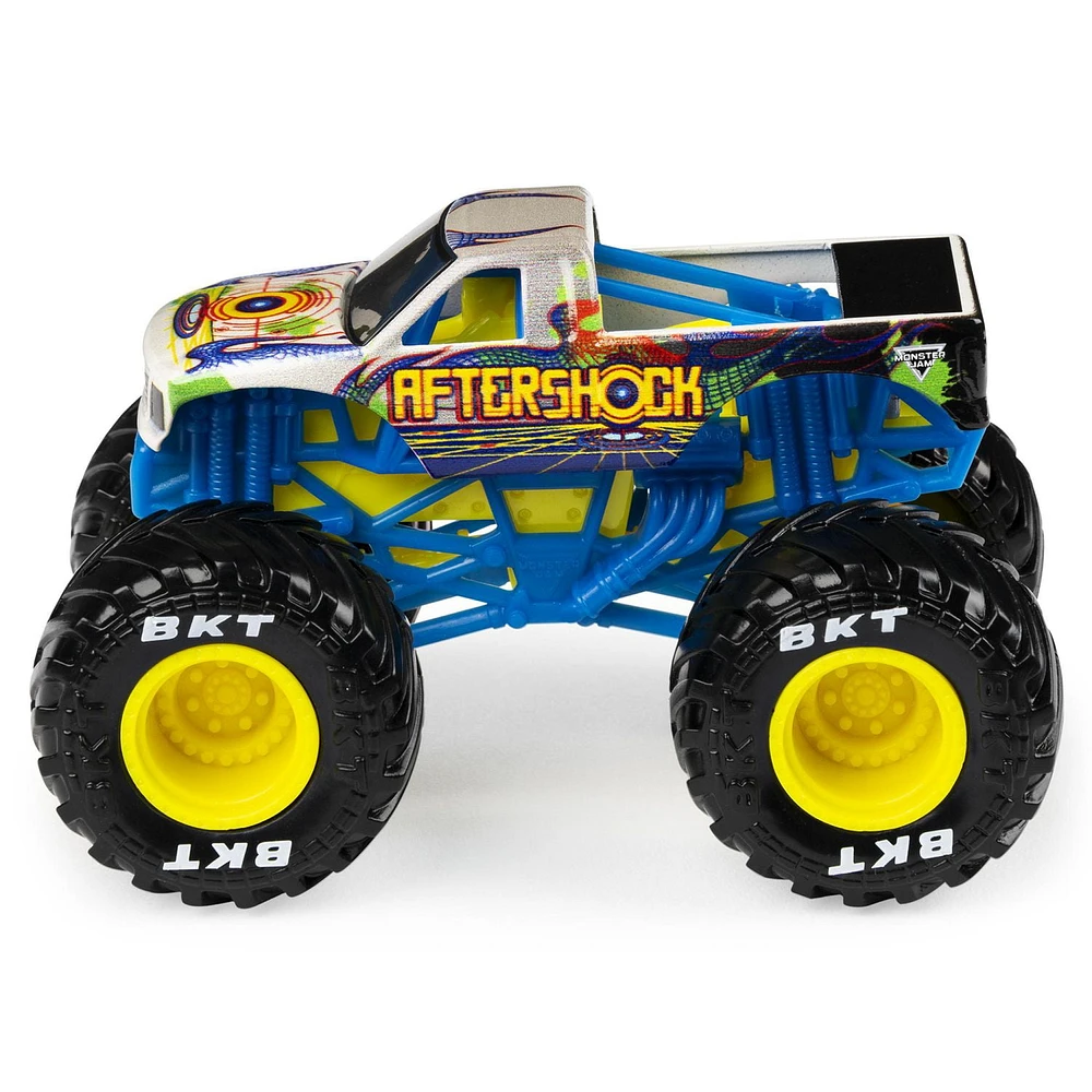 Monster Jam, Official Max D vs. Aftershock Die-Cast Monster Trucks, 1:64 Scale, 2 Pack