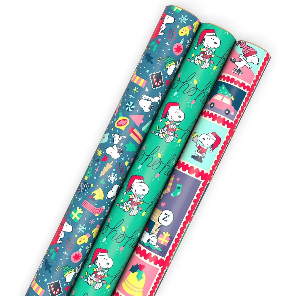 Hallmark Peanuts Christmas Wrapping Paper with Cutlines on Reverse (3 Rolls: 60 sq. ft.)