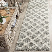 Safavieh Layla Geometric Plush Shag Area Rug