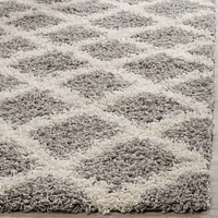 Safavieh Layla Geometric Plush Shag Area Rug