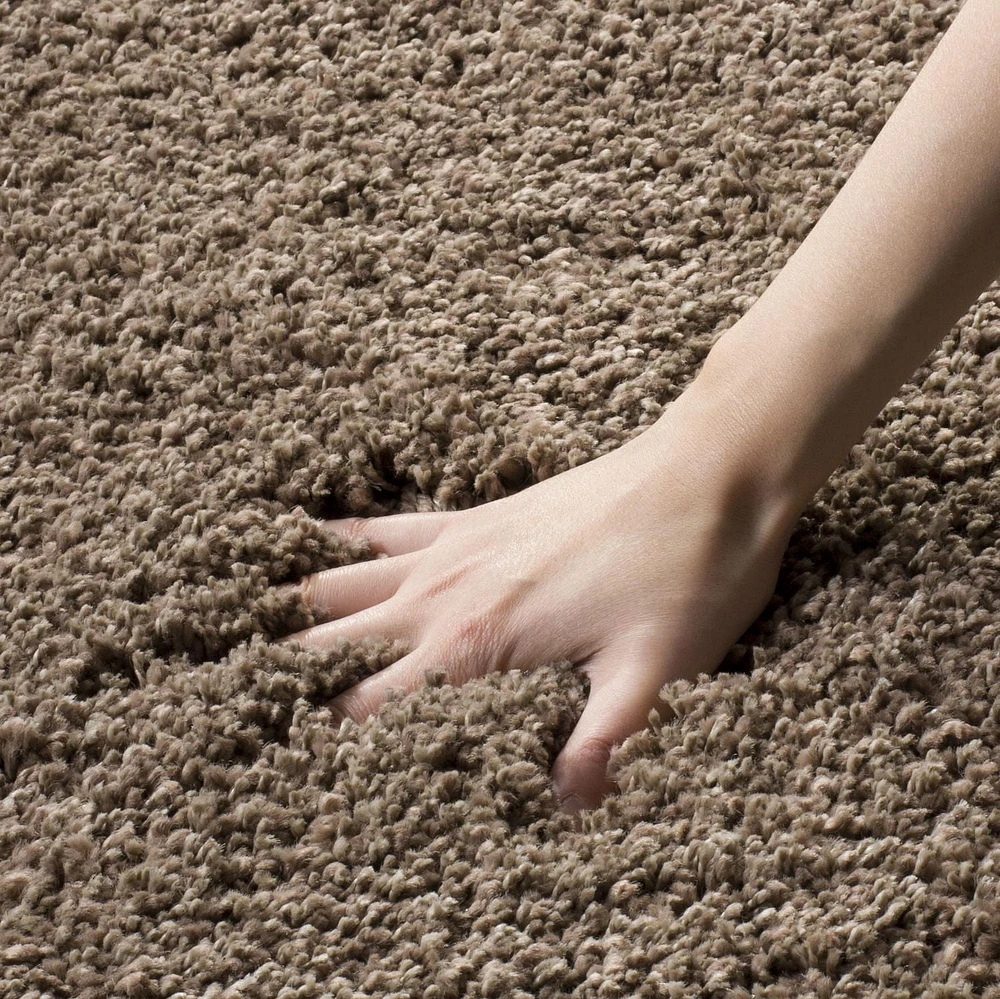 Safavieh California Solid Plush Shag Area Rug