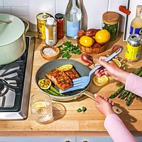 Beautiful 10in Fry Pan By Drew Barrymore