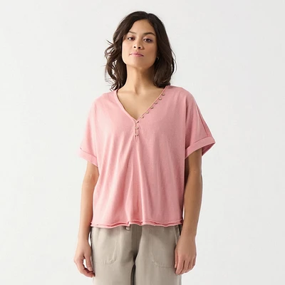 DV Chemise à manches courtes, ample, à poignets roulés et boutonnée sur le devant.