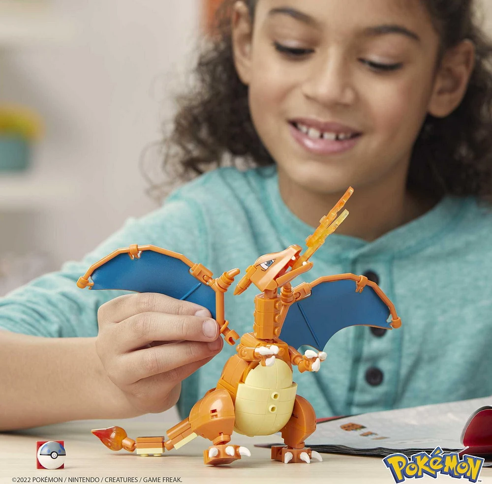 MEGA Pokémon Charizard Construction Set (222 pieces), Building Toys for Kids, Includes 210 Pieces, Ages 8+