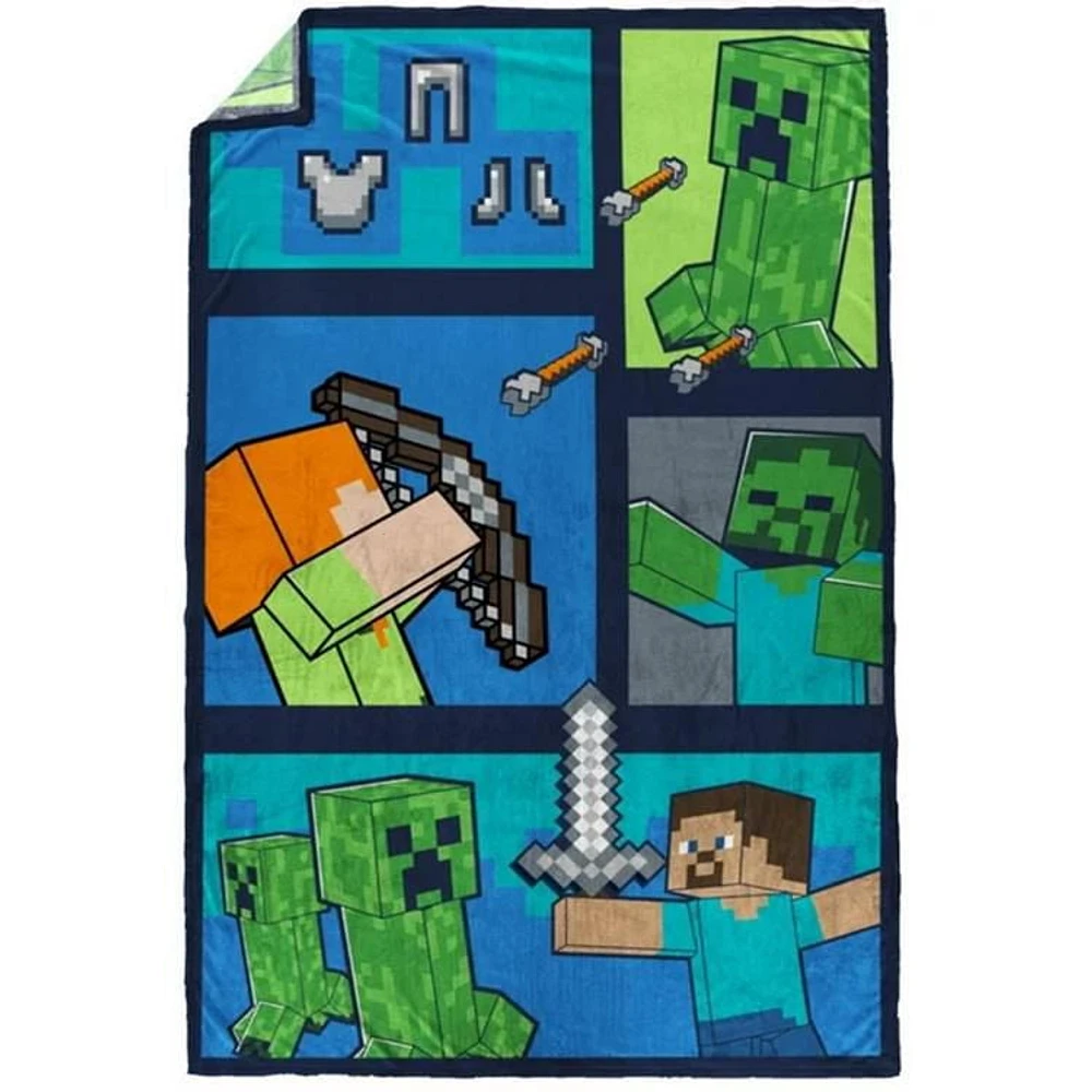 Minecraft Kids' Plush Blanket, 100% Polyester, 62" x 90"