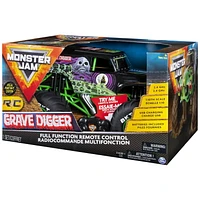 Monster Jam Official Grave Digger Remote Control Monster Truck