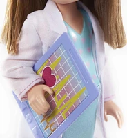 Barbie Chelsea Can Be Playset with Brunette Chelsea Doctor Doll (6-in/15.24-cm), Clipboard, EKG Reader, Band-aid Stickers,2 Medical Tools, Teddy Bear, Great Gift for Ages 3 Years Old & Up