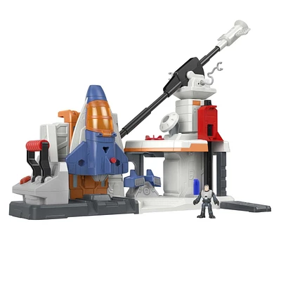 Imaginext Lift & Launch Star Command Playset feat. Disney and Pixar Lightyear