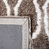 Safavieh Barcelona Melinda Geometric Shag Rug