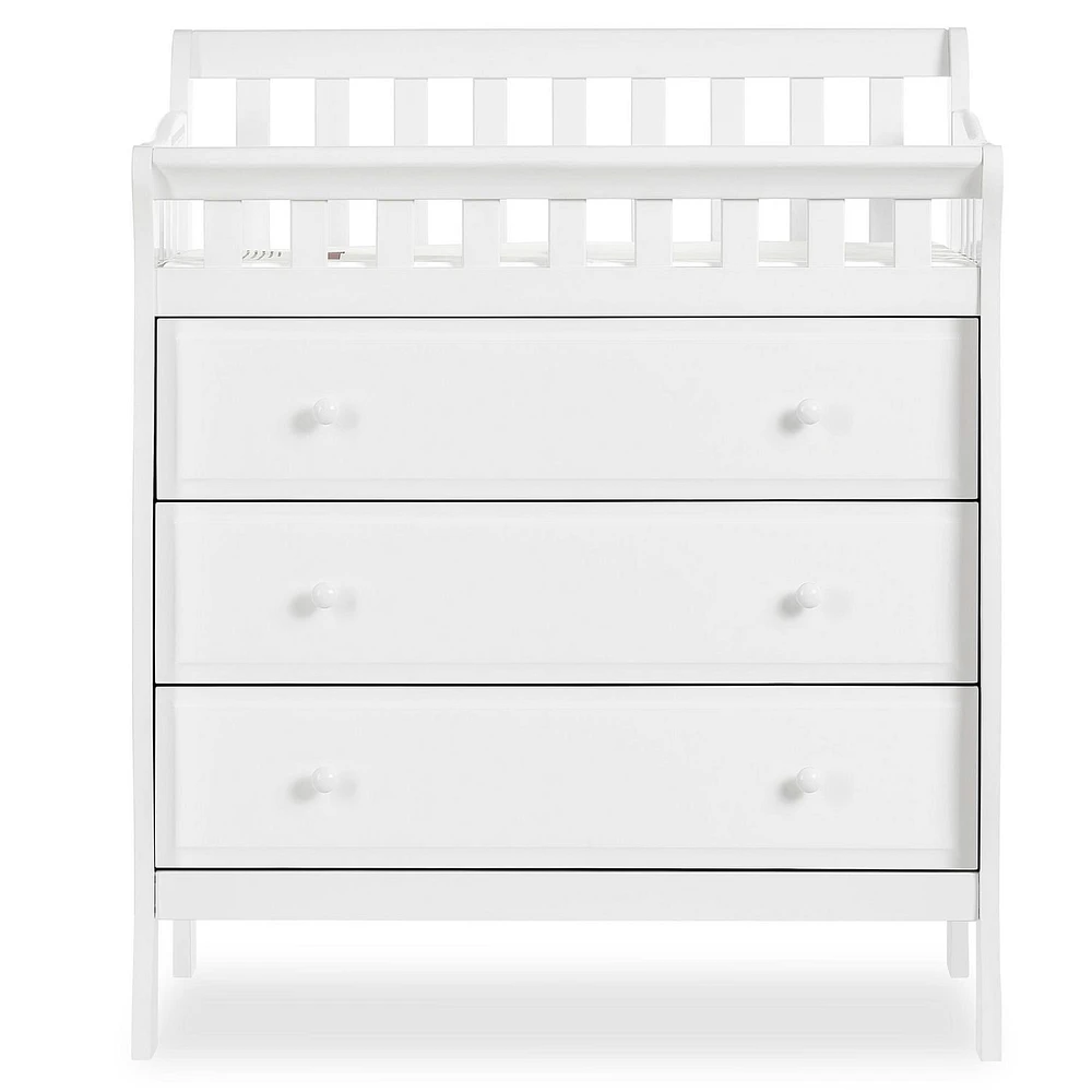 Dream On Me Marcus changing Table and Dresser, 3 spacious drawers