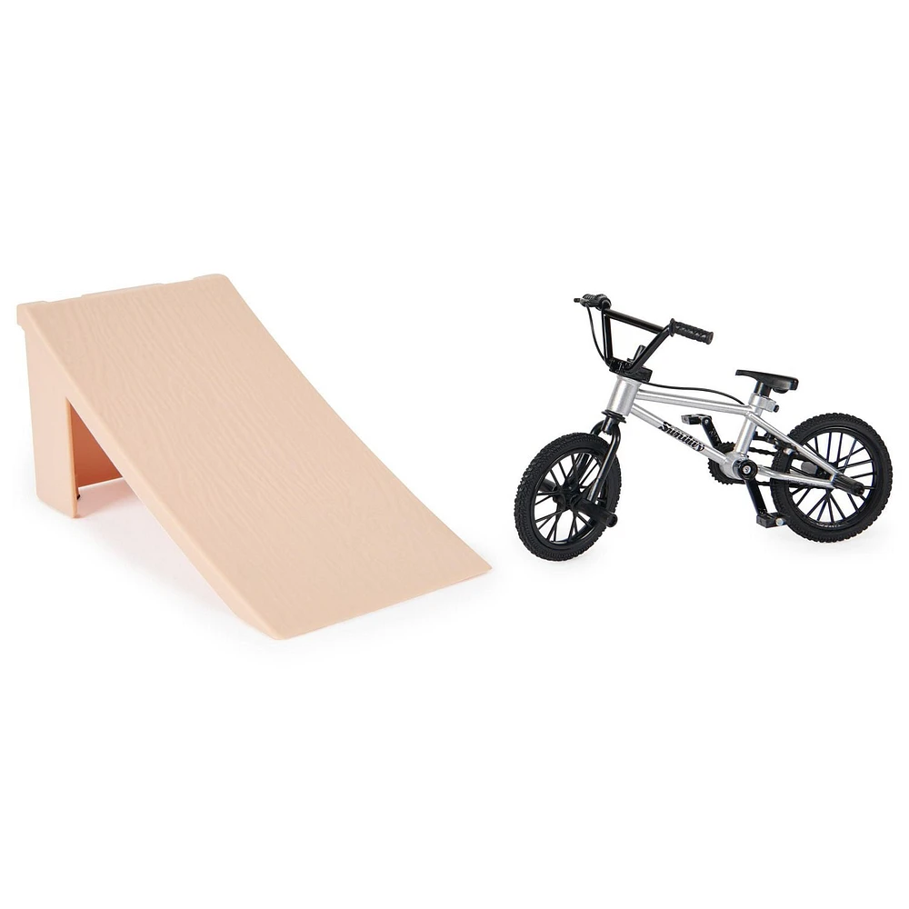 Tech Deck BMX Freestyle Hits, BMX Finger Bike with Wood Kicker Obstacle, Sunday Bikes (White)