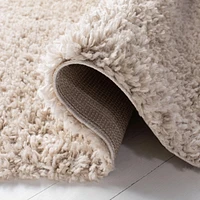 Safavieh August Sophia Solid Plush Shag Area Rug