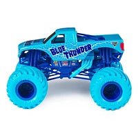 Monster Jam, Official Bakugan Dragonoid Monster Truck, Collector Die-Cast Vehicle, 1:24 Scale, Kids Toys for Boys and Girls Ages 3 and up