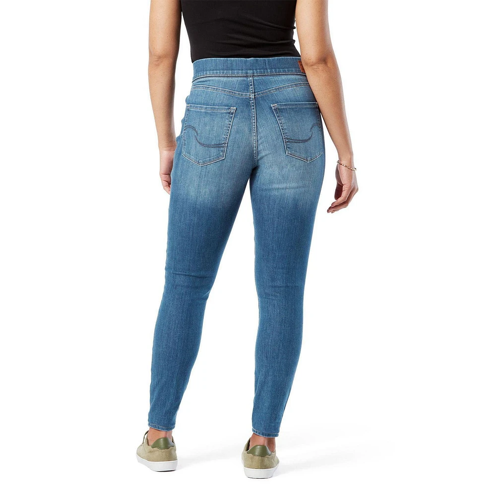 Signature by Levi Strauss & Co.™ Women's Simply Stretch Shaping Pull-On Super Skinny Jeans