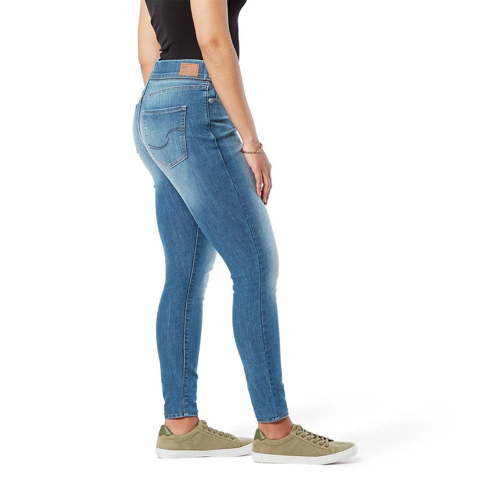 Signature by Levi Strauss & Co.™ Women's Simply Stretch Shaping Pull-On Super Skinny Jeans