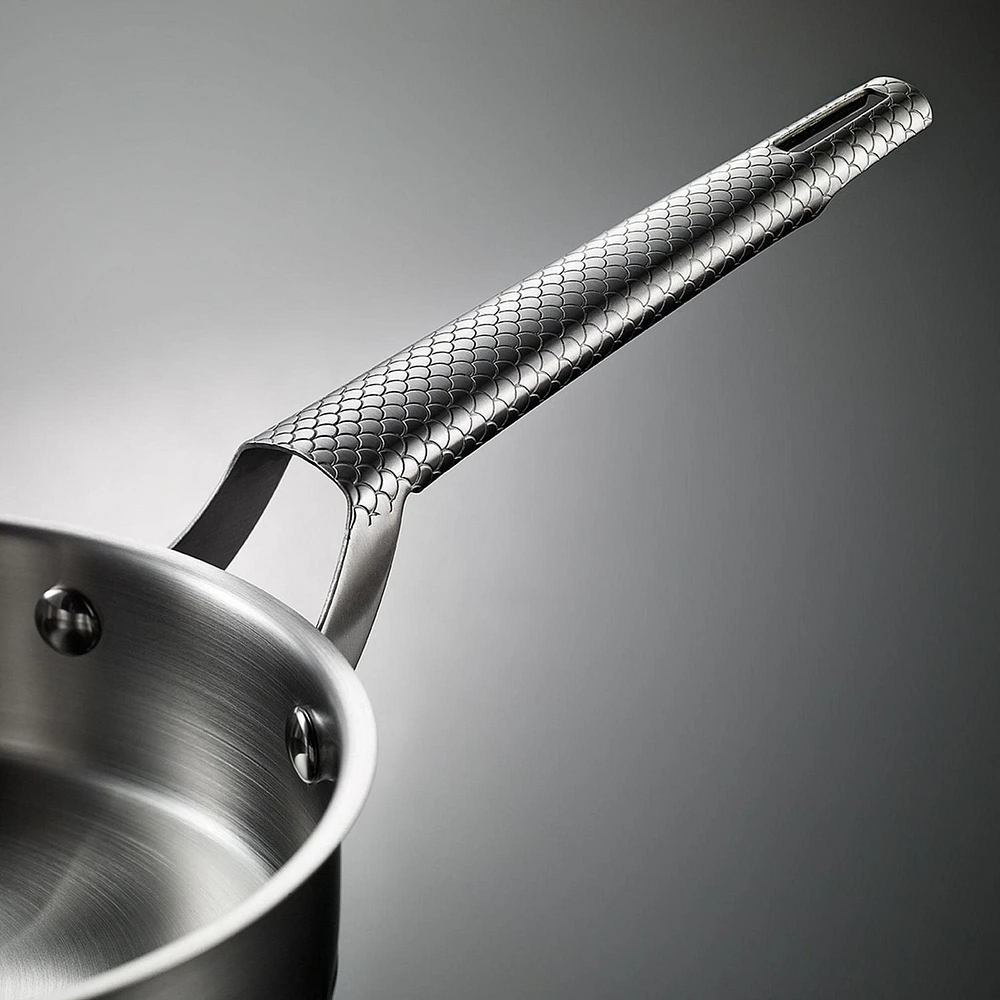 The Rock WAVE Stainless Steel 1.5 Qt Saucepan w/lid, Wave.Tec Non-Slip Grip