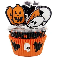 Wilton Skull, Bat and Pumpkin Halloween Cupcake Kit, 72-Piece